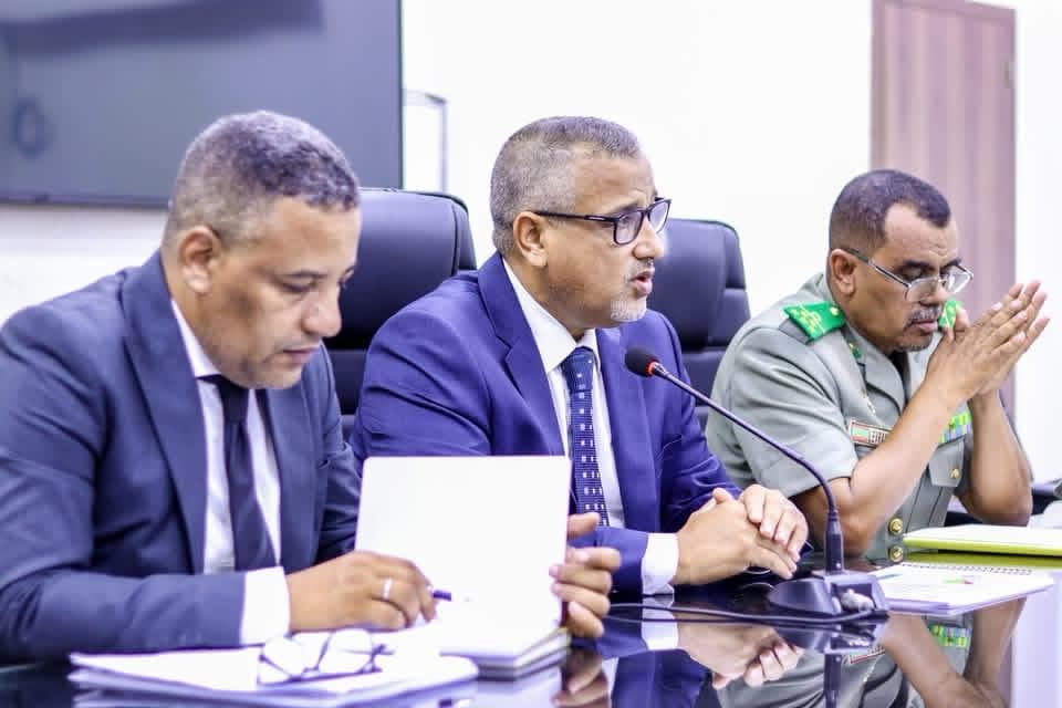 Réunion de travail entre responsables et partenaires